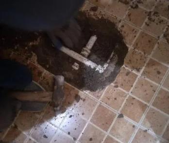 南郑卫生间漏水维修公司为您分享下卫生间渗水如何处理及注意事项